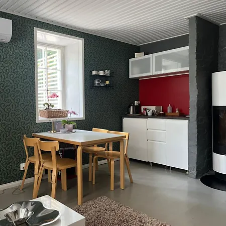 ベッド・アンド・ブレックファスト Matin Ja Maijan Majatalo ハメーンリンナ