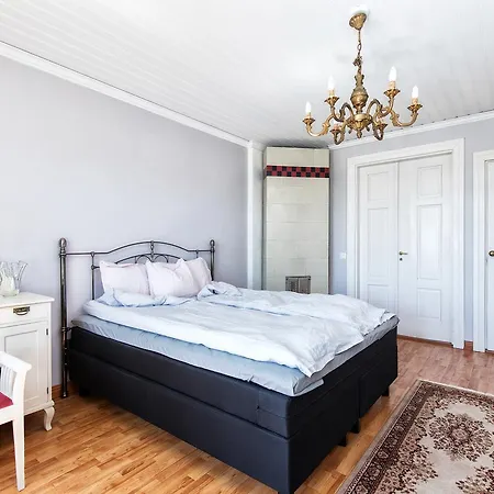 ベッド・アンド・ブレックファスト Matin Ja Maijan Majatalo ハメーンリンナ